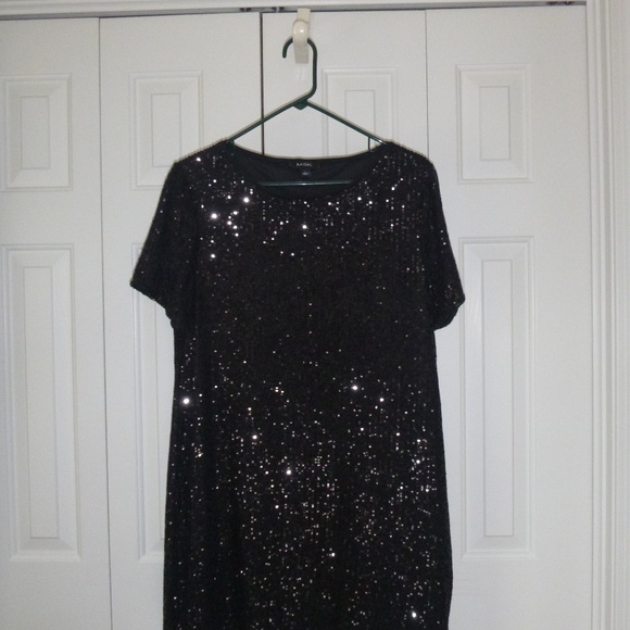 Sequin Cocktail Dress - Picture 1 of 6